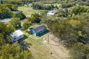 621 W 9th St, Kemp, TX 75143 - Photo 5