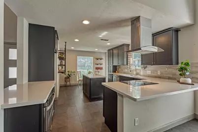 6506 Larkmount Drive, Spring, TX 77389 - Photo 9