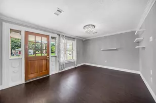 5902 Martha Ln, Houston, TX 77396 - Photo 5