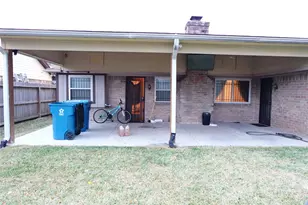 6215 Pinole Forest Dr, Houston, TX 77088 - Photo 13