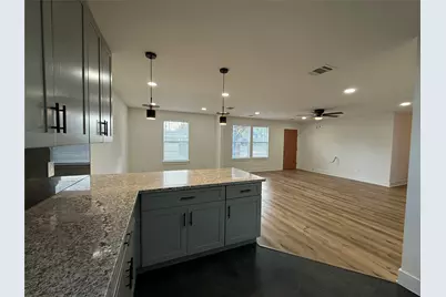 611 N Eastwood Street, Houston, TX 77011 - Photo 11