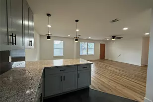 611 N Eastwood St, Houston, TX 77011 - Photo 11