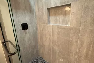 611 N Eastwood St, Houston, TX 77011 - Photo 17