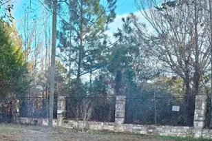 1302 N Lake Dr, Splendora, TX 77372 - Photo 1