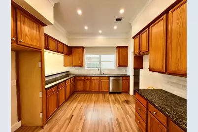 1323 Rosewood Street, Houston, TX 77004 - Photo 3