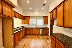 1323 Rosewood St, Houston, TX 77004 - Photo 3