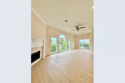 1323 Rosewood Street, Houston, TX 77004 - Photo 9