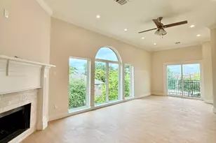 1323 Rosewood St, Houston, TX 77004 - Photo 9