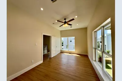 1323 Rosewood Street, Houston, TX 77004 - Photo 5