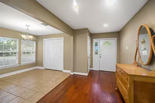 127 Marlin Ave, Galveston, TX 77550 - Photo 3