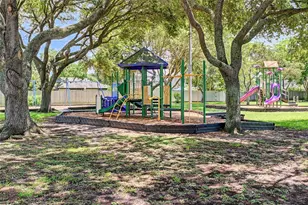 127 Marlin Ave, Galveston, TX 77550 - Photo 31