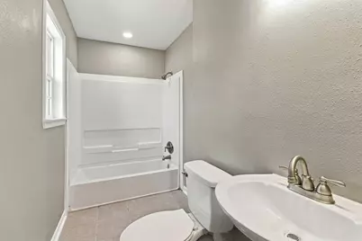 2213 17th Avenue N, Texas City, TX 77590 - Photo 21