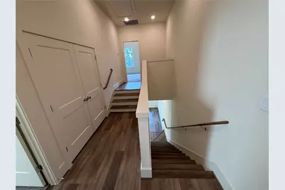 879 Rachel St Rachel Street #E, Houston, TX 77091 - Photo 9