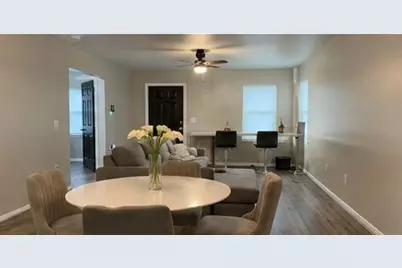 239 E Melville Drive, Crosby, TX 77532 - Photo 3