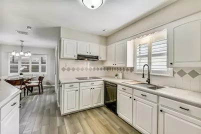 7522 Deep Forest Drive, Houston, TX 77088 - Photo 17