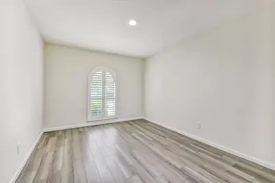 7522 Deep Forest Drive, Houston, TX 77088 - Photo 29