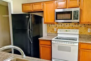 8413 Sands Point Dr Dr, Houston, TX 77036 - Photo 9