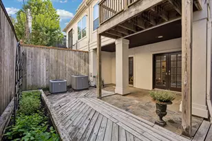 6414 Taggart St, Houston, TX 77007 - Photo 31