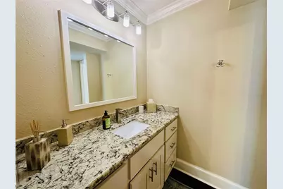 3402 Garrott Street #16, Houston, TX 77006 - Photo 23