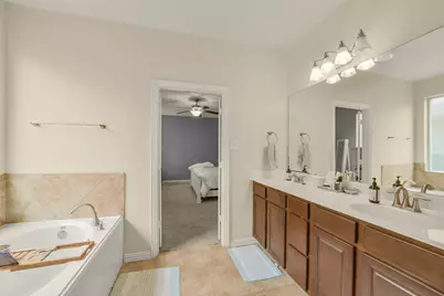 12422 Upland Rapids Drive, Houston, TX 77089 - Photo 25