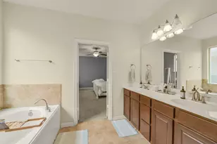 12422 Upland Rapids Dr, Houston, TX 77089 - Photo 25
