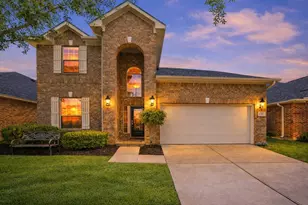 12422 Upland Rapids Dr, Houston, TX 77089 - Photo 1