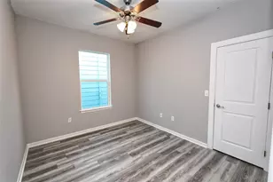 2107 54th St, Galveston, TX 77551 - Photo 17
