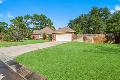 2 Quiet Oak Drive, The Woodlands, TX 77381 - Photo 3