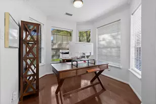 2 Quiet Oak Dr, The Woodlands, TX 77381 - Photo 23