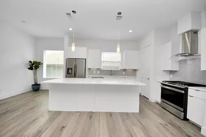 4608 Coke Street, Houston, TX 77020 - Photo 9