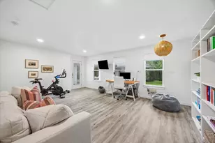 1031 Chamboard Ln, Houston, TX 77018 - Photo 19