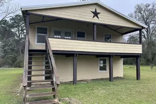 300 Alpine St, Coldspring, TX 77331 - Photo 1
