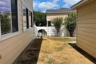 1502 Claremont Garden Cir, Houston, TX 77047 - Photo 21