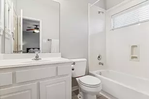 1802 Stacy Falls, Houston, TX 77008 - Photo 17