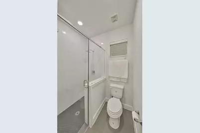 1715 Eado Point Lane, Houston, TX 77003 - Photo 11