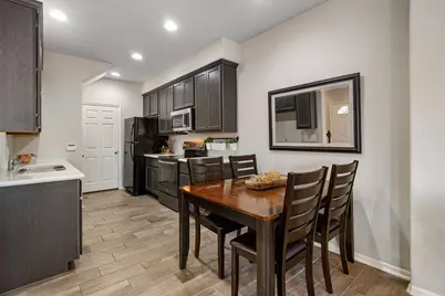 523 N 1st Street, La Porte, TX 77571 - Photo 9