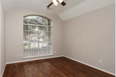 87 N Crossed Birch Place, The Woodlands, TX 77381 - Photo 7