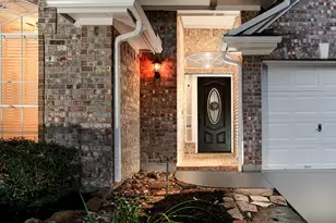 87 N Crossed Birch Pl, The Woodlands, TX 77381 - Photo 3