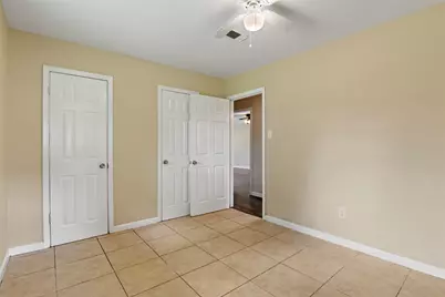 18108 Wild Oak Drive, Houston, TX 77090 - Photo 11