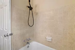18108 Wild Oak Dr, Houston, TX 77090 - Photo 17