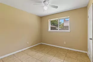 18108 Wild Oak Dr, Houston, TX 77090 - Photo 15