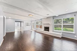 9611 Hearthwood Dr, Houston, TX 77040 - Photo 7