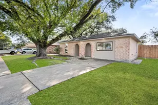 1310 Kenwick Pl, Pasadena, TX 77504 - Photo 3