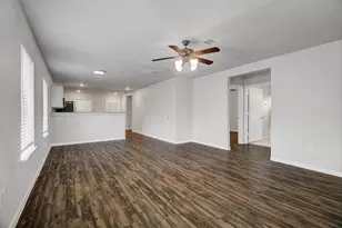 513 Hospital St, Tomball, TX 77375 - Photo 7