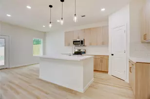 8314 Williamsdell St, Houston, TX 77088 - Photo 5