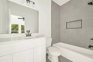 7413 Charlie St, Houston, TX 77088 - Photo 23