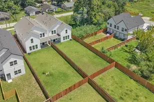 7413 Charlie St, Houston, TX 77088 - Photo 39