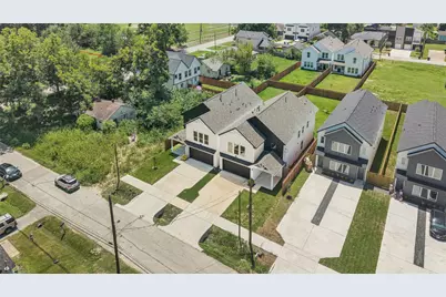 7413 Charlie Street, Houston, TX 77088 - Photo 35