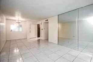 2818 S Bartell Dr S, Houston, TX 77054 - Photo 13