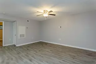 2810 Beauchamp St, Houston, TX 77009 - Photo 5